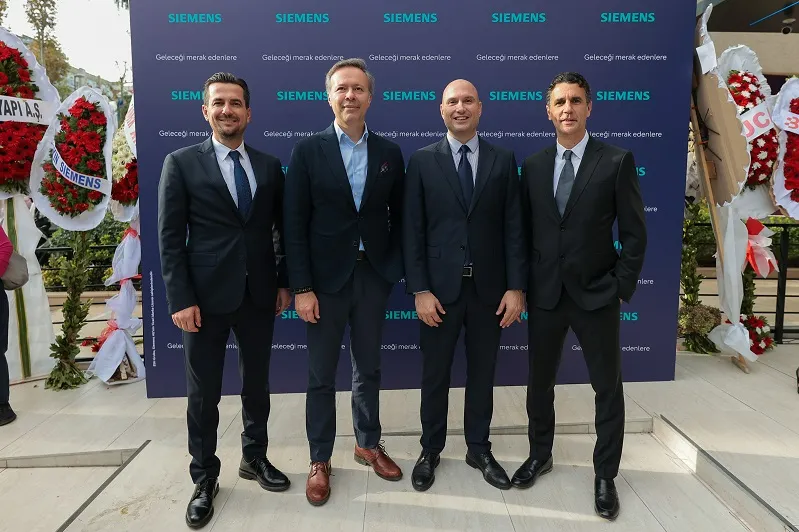 “GELECEĞİ MERAK EDENLER”İN BULUŞMA NOKTASI