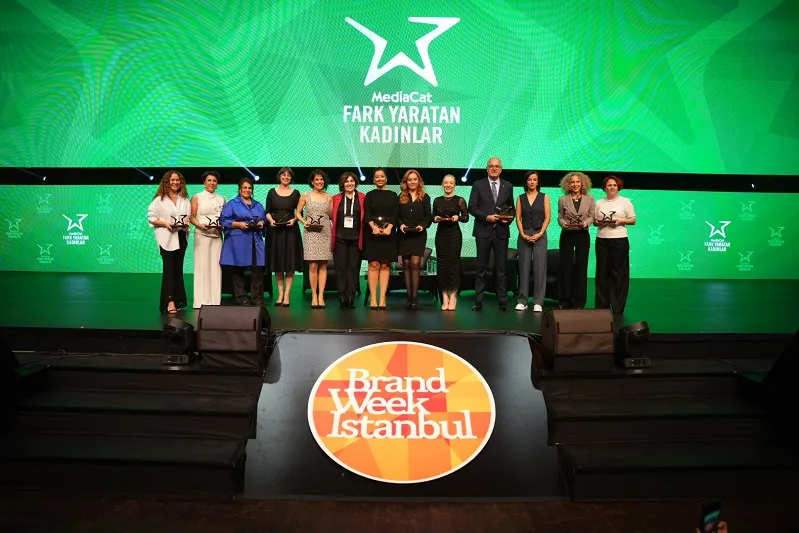 ŞEHİR HATLARI’NA ‘2023 FARK YARATAN KADINLAR’ ÖDÜLÜ
