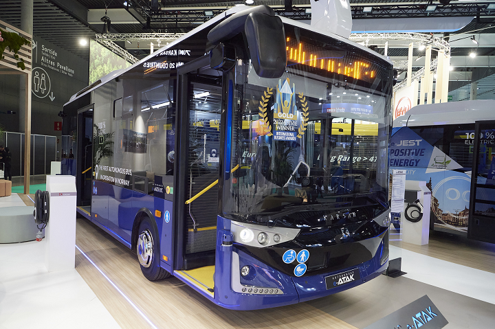 Karsan, Barselona’da Düzenlenen UITP Küresel Toplu Taşıma Zirvesi’ne Çıkarma Yaptı! 