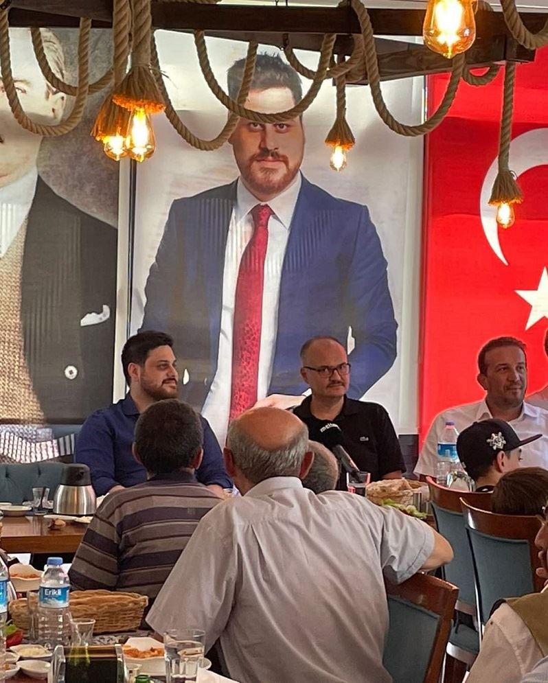 “Sürekli dışarıdan para bekleyen bir millete dönüştürüldük”