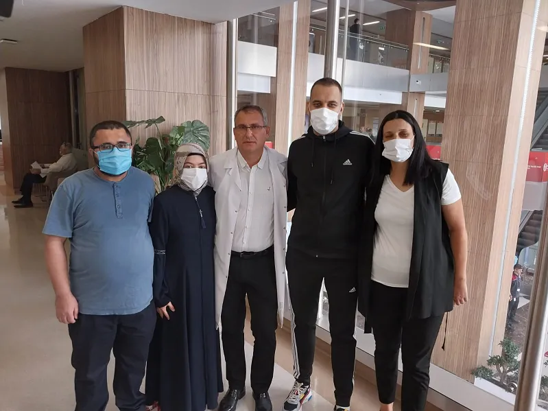 DÜNYANIN BİR UCUNDAN BİRBİRLERİNE ŞİFA OLDULAR