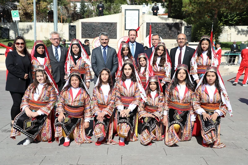 ATATÜRK’ÜN YOZGAT’A GELİŞİ COŞKUYLA KUTLANDI