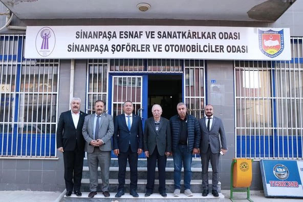 Dinar Belediye Başkanımız Veysel Topçu, Sinanpaşa Esnaf ve Sanatkarlar Odası Başkanı Bekir Gündoğdu ve Sinanpaşa Şoförler ve Otomobilciler Esnaf Odası Başkanı Fikret Şükrü Şener’i ziyaret etti.