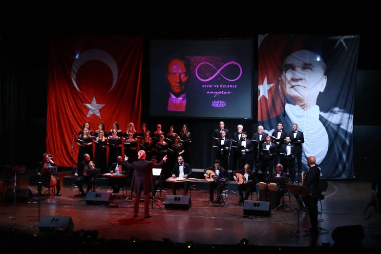 Büyük Önder Atatürk, sevdiği şarkılarla ‘HASRET’le anıldı