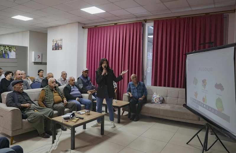 Büyükşehir’den Emeklilere ‘İleri Yaşta Beslenme’ Eğitimi