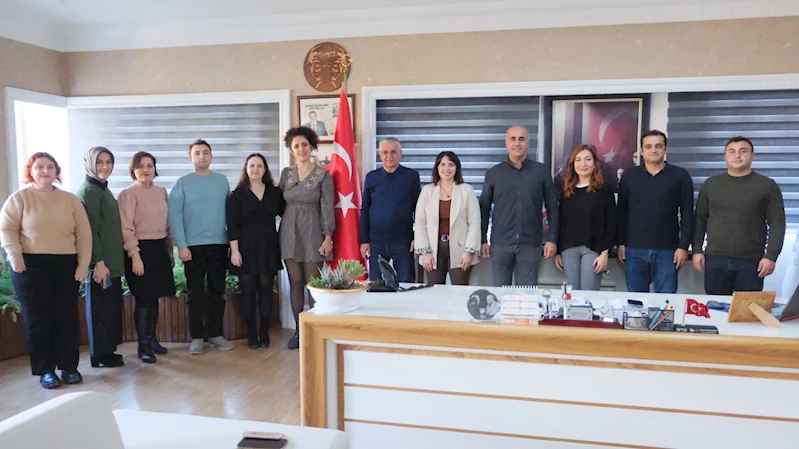 Öğretmenler Başkan Topaloğlu’nun yeni yılını kutladı