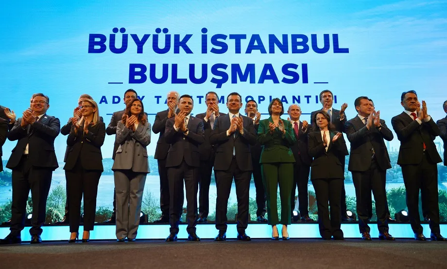 39 İLÇE BELEDİYE BAŞKAN ADAYI KAMUOYUNA TANITILDI