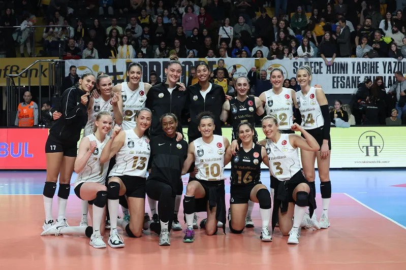 VakıfBank, Sarıyer Belediyespor karşısında set vermeden galip geldi