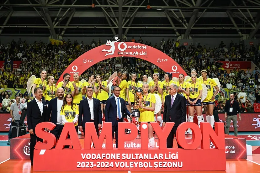 VODAFONE SULTANLAR LİGİ’NDE EN HIZLI SERVİS ÖDÜLÜ VARGAS’IN OLDU