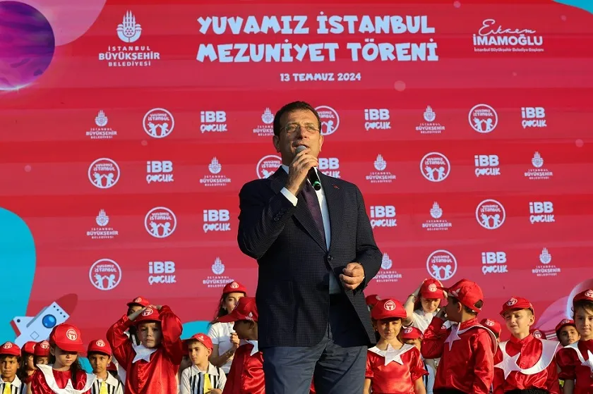 ‘YUVAMIZ İSTANBUL’ MEZUNİYET TÖRENİNDE KONUŞTU