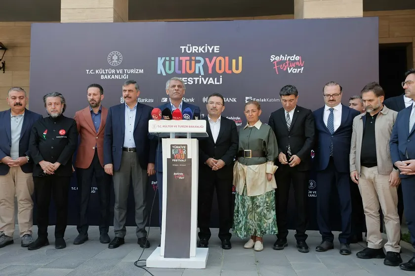 ERZURUM KÜLTÜR YOLU FESTİVALİ TÜM COŞKUSUYLA BAŞLADI