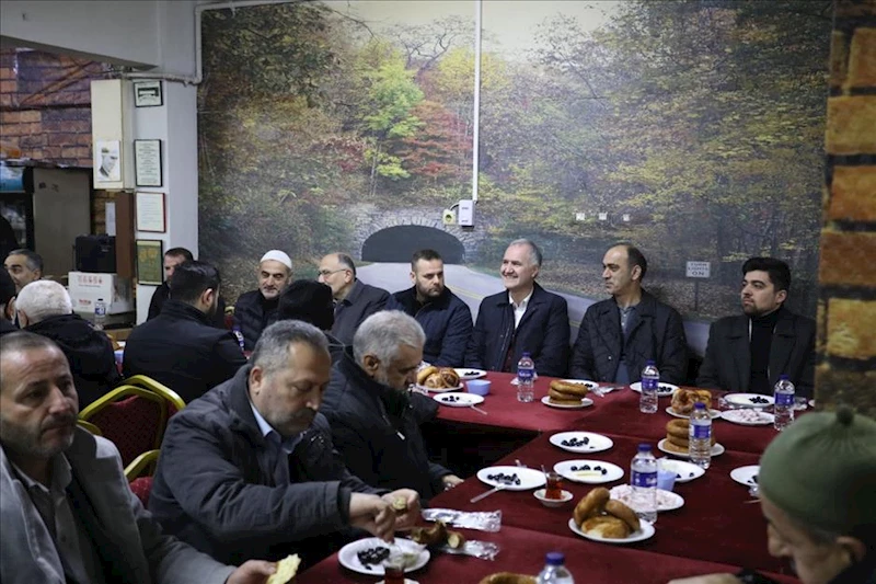 Bereket Sofrasının Bu Haftaki Durağı Hacı Lütfullah Cami Oldu