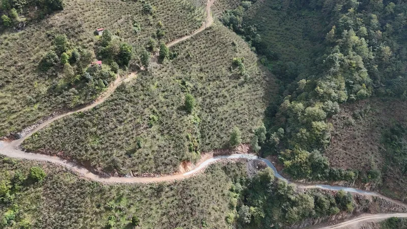 ALTINORDU BELEDİYESİ VATANDAŞLARIN YOL GENİŞLETME İSTEĞİNİ GERÇEKLEŞTİRDİ