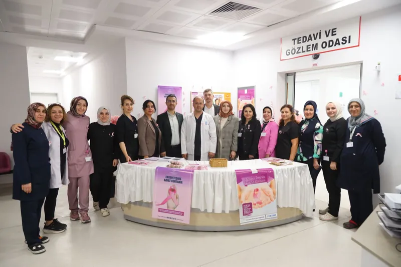 Merve Dinçer, Meme Kanseri Farkındalık Ayı