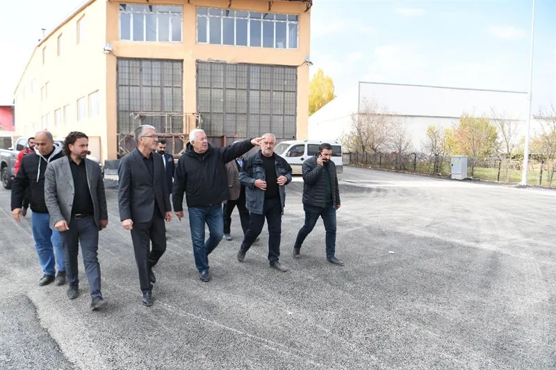 Muş Belediye Eşbaşkanı Sırrı Söylemez Sanayi Sitesi