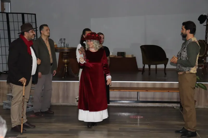 İzmit Belediyesi Sanat Akademisi