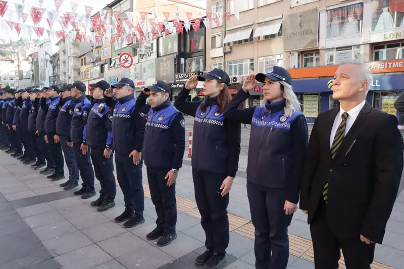 İzmit Belediyesi Personeli 10 Kasım