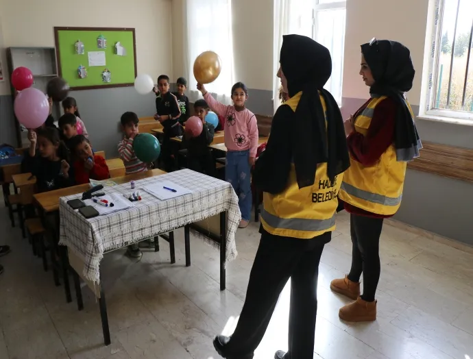 Haliliye Belediyesi Okullarda Eğitim Programlarını Sürdürüyor