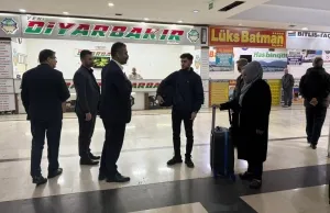 Diyarbakır Büyükşehir Belediyesi Eşbaşkanı Doğan Hatun Otogarda İnceleme Yaptı