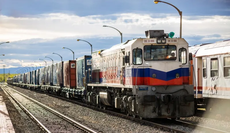 Sanayiye 608 Kilometrelik İltisak Hattı Desteği