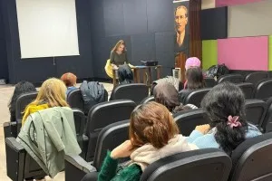 Yalova Belediyesi Kadın Tiyatro Ekibi Metin Analizi Eğitimlerine Devam Ediyor