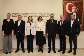 DİSK Heyeti, Eskişehir Büyükşehir Belediye Başkanı Ayşe Ünlüce