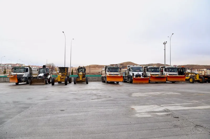 Aksaray Belediyesi, 900 Ton Tuz ve 36 Araçla Kış Hazırlıklarını Tamamladı