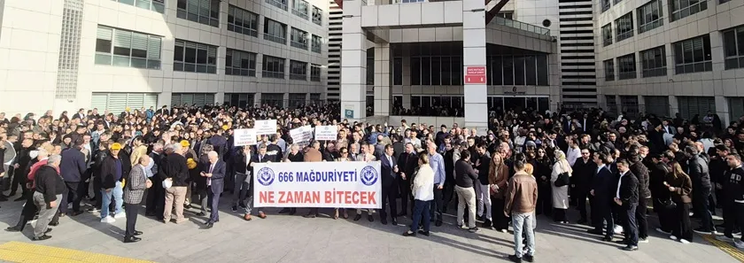 İstanbul Defterdarlığı önünde eylem! Kariyer Büro Sendikası’ndan özlük açıklaması