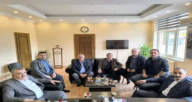 Gümüşhacıköy TSO Başkanı ve Yönetimi, Hamamözü Belediye Başkanı Cihan Demir