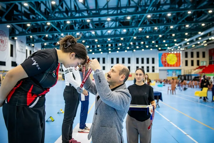 Oklar Samsun’da Hedefe Atıldı