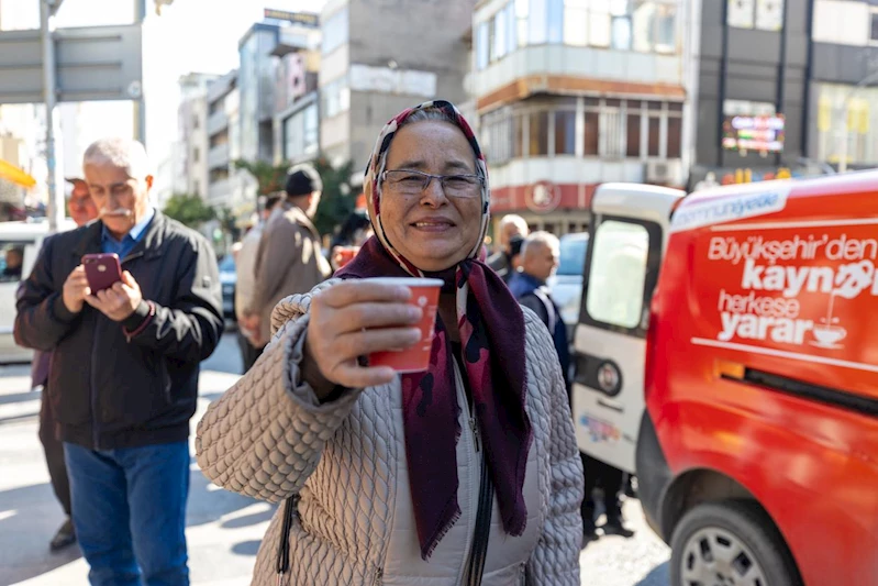 Mersin Büyükşehir’den Vatandaşlara Şifa Kaynağı İkram