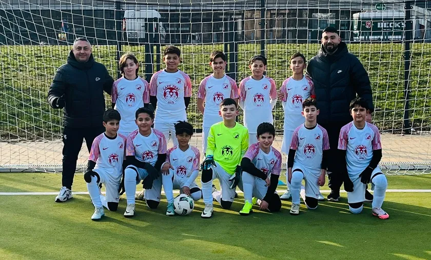 Türkiyemspor (U12):3        FC Nordost (U12):1