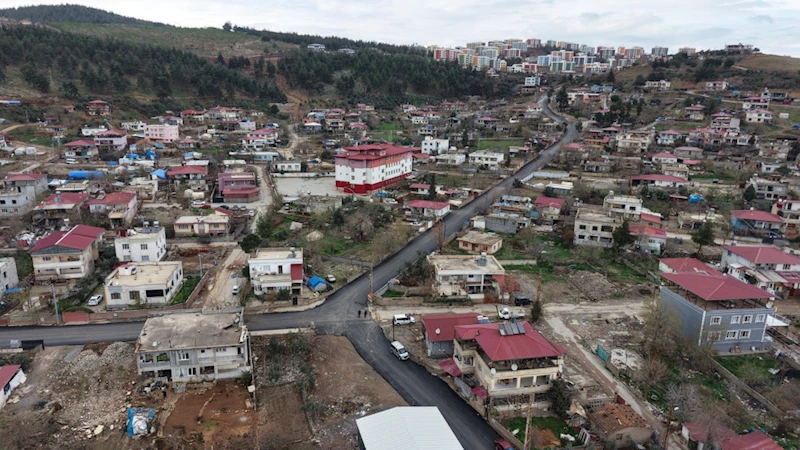 Başkan Görgel’e Türkoğlu Muhtarlarından Asfalt Teşekkürü