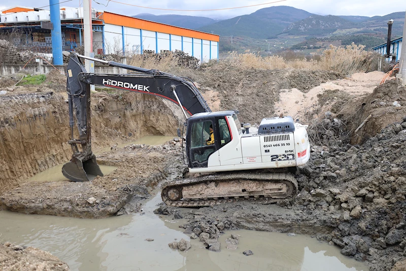 Geyve’deki o menfez Büyükşehirle sil baştan yenileniyor