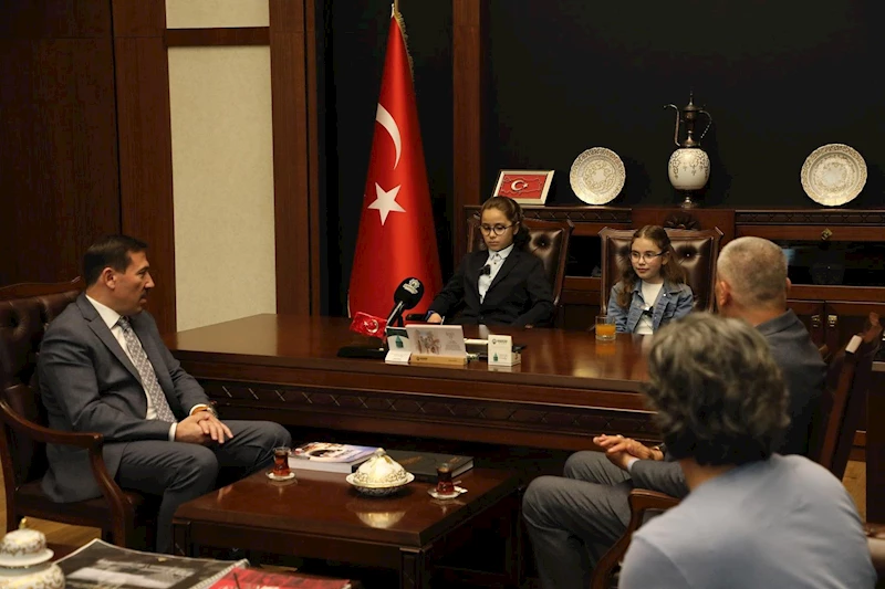 KÜÇÜK BAŞKANLARDAN BÜYÜK MESAJ: DÜNYA ÇOCUKLARI İÇİN BARIŞ