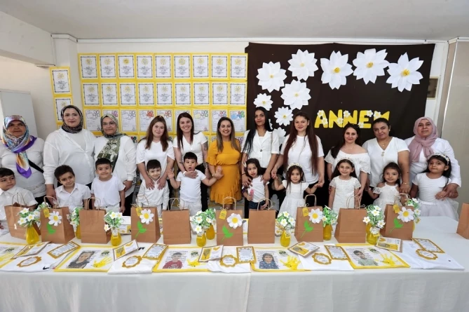 ‘Mutlu Çocuklar’dan Annelere Sürpriz