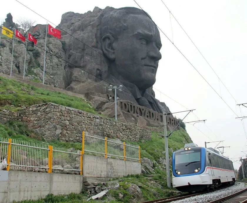 19 Mayıs’ta toplu ulaşım yüzde 50 indirimli