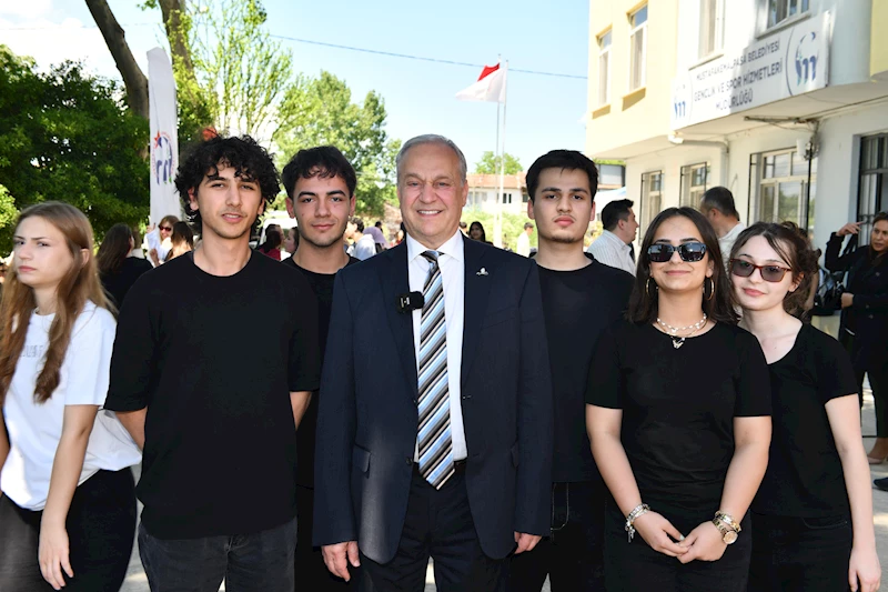 Mustafakemalpaşa’da Gençlik Festivali Coşkusu