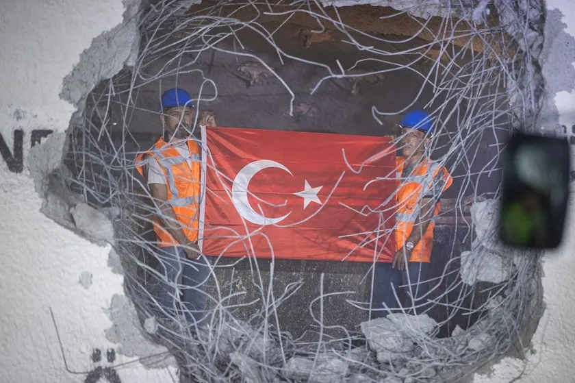 Onat Tüneli’nde ışık göründü  