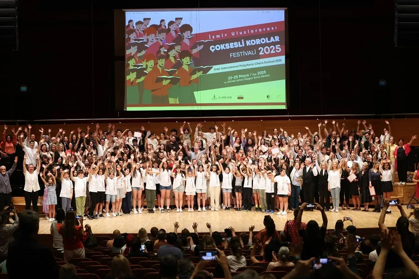 İzmir Uluslararası Çoksesli Korolar Festivali’nde muhteşem final