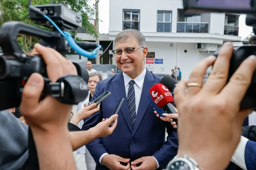“Birbirimizi kırmadan, İzmir’e de kötülük yapmadan bu süreci çözeceğiz”