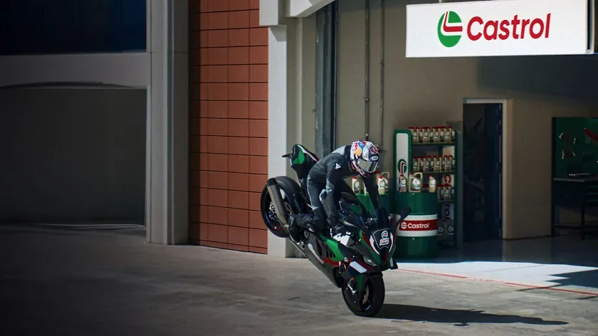 Motosiklet Dünyasının Yıldızları Castrol POWER1 ULTIMATE