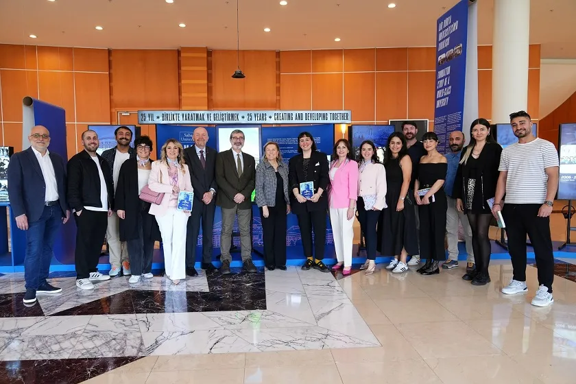 Sabancı Üniversitesi’nden 25. Yıla Özel Yapay Zeka Destekli Sergi