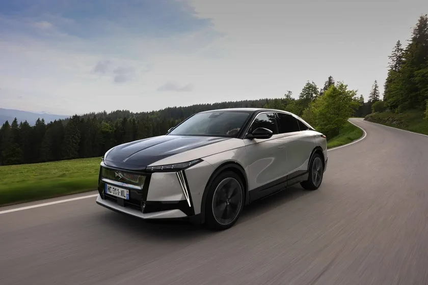 DS AUTOMOBILES’İN YENİ AMİRAL GEMİSİ DS N°8 SON ÇEYREKTE TÜRKİYE’DE!