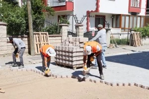 AZİZ SOKAK