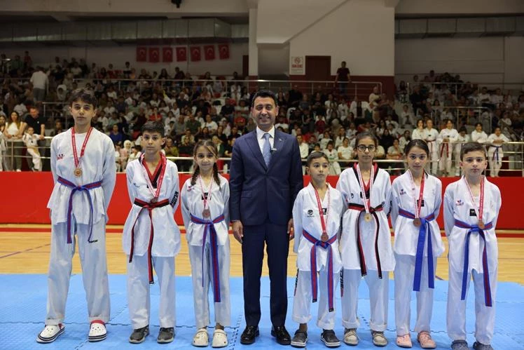Bayraklı