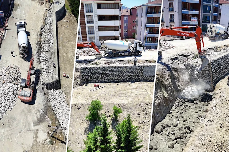 Karabük Belediyesi’nden 100. Yıl Mahallesi’nde Toprak Kaymasına Karşı Güçlü Önlem