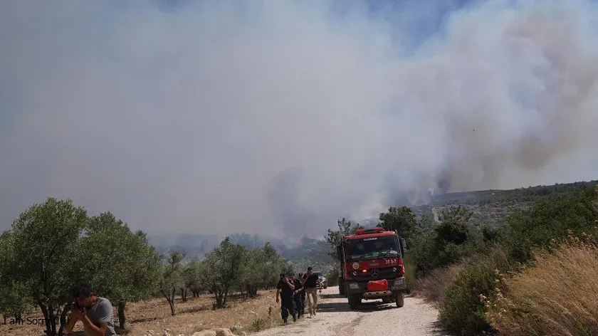 İzmir İtfaiyesi Çeşme Ildır için teyakkuza geçti