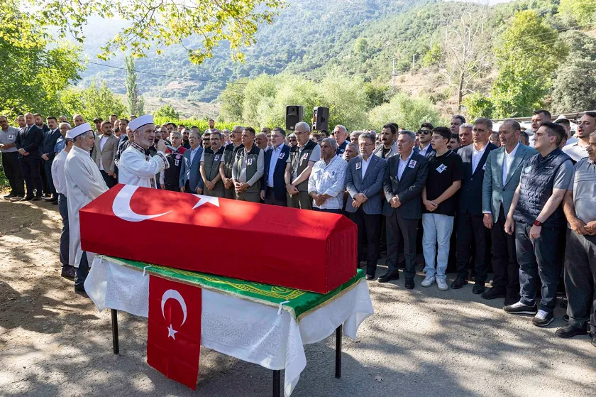 Yangının kahraman şehidi son yolculuğuna uğurlandı