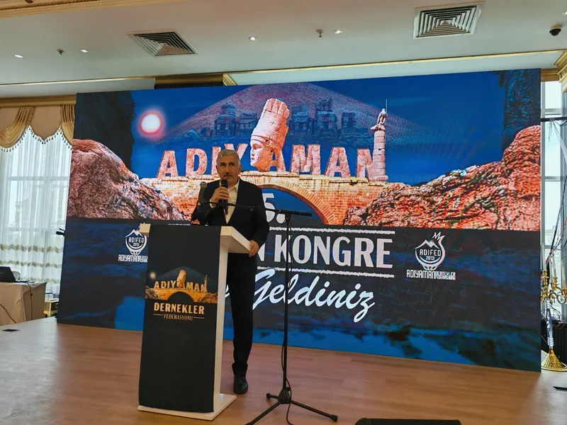 Kahta Belediye Başkanı Hallaç, Adıyaman Dernekler Federasyonu Kongresine Katıldı